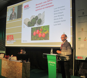 D. Luis Asín, durante la presentación de los ensayos realizados por el IRTA sobre Brevis®.