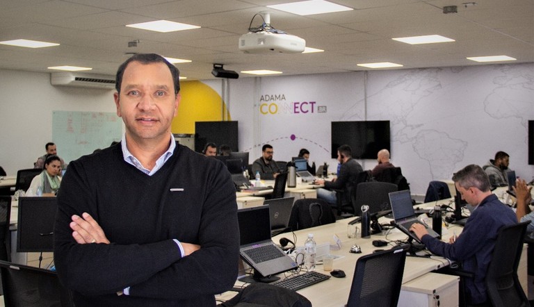 Artur Ferraz, gerente da área de Finanças da ADAMA, lidera uma equipe de 100 pessoas dedicadas ao projeto ADAMA Connect.