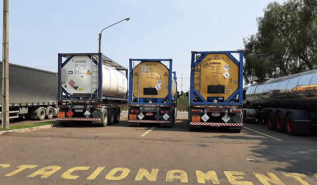 Matéria-prima acondicionada em isotanque