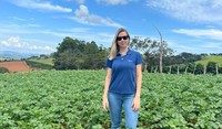 Carla Fiorin, Agrônoma de Desenvolvimento de Mercado da ADAMA