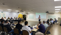 Romeu Stanguerlin, CEO da ADAMA Brasil, durante apresentação sobre a companhia para o novo time.