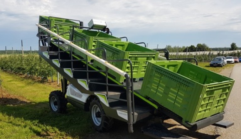 Plateforme polyvalente Harvery AM_8 pour la sécurité en arboriculture fruitière