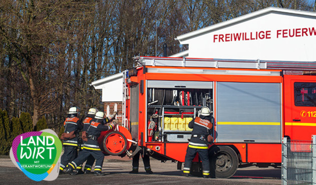 Landwirt mit Verantwortung - Freiwillige Feuerwehr und Landwirte