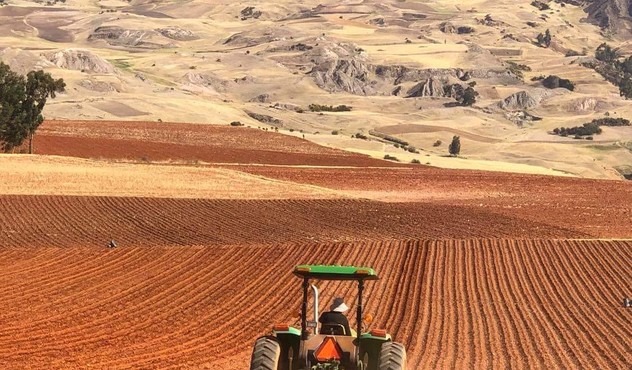 tractor 2 tractor 2