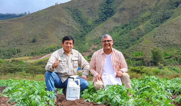 Ingeniero ADAMA en campo