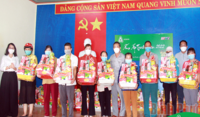 Tập đoàn ADAMA trao tặng xe đạp cho học sinh nghèo vượt khó