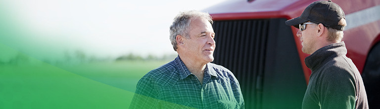 Two Growers having a conversation 