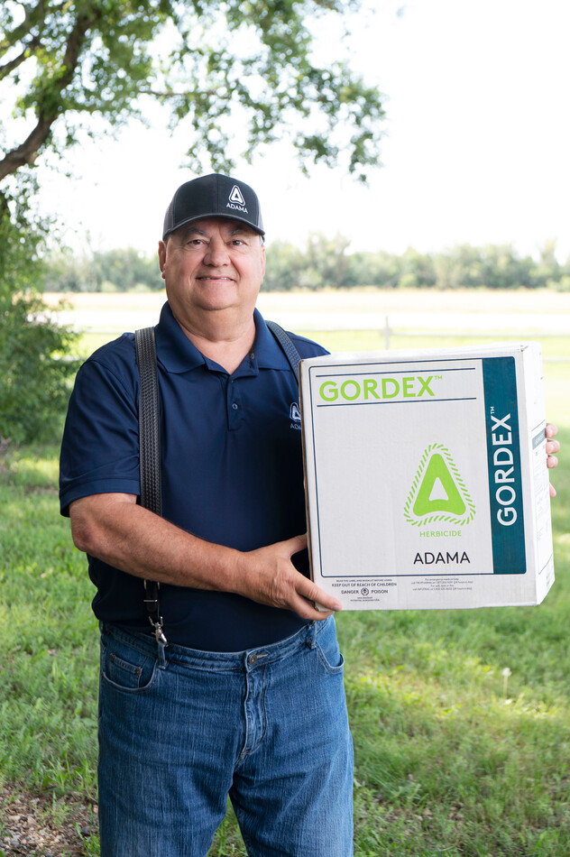 Gord holding a box of Gordex