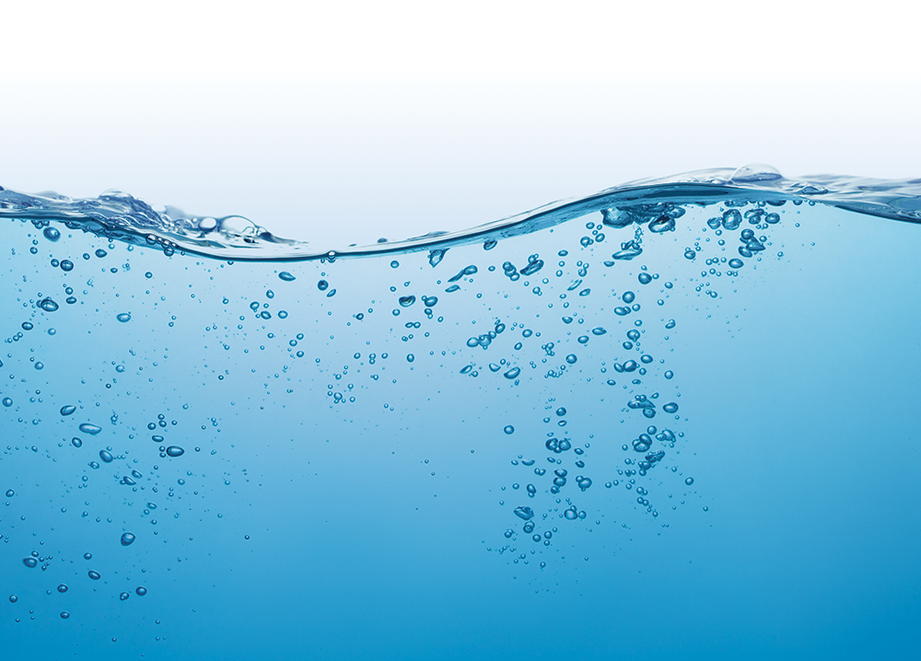 aesthetic bue water splashing